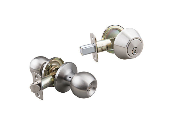 Round Knob COMBO, Keyed Entry & Deadbolt, BN, up to 5 key alike